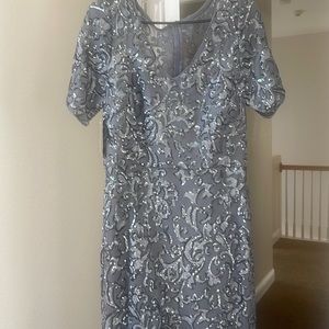 Long dress beeded, brand new size12